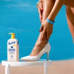 Vacation Classic Lotion Sunscreen - SPF 50 - 20 Fl Oz