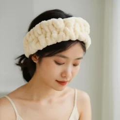Spa Essentials 2-Pack Plush Spa Headbands – Ultra-Soft Stretch Fleece Facial Hair Bands For Women – Ideal For Makeup, Skincare, And Bath -Glow Up Beauty Store GUEST 985583e7 cf4a 402f b7ba f1a34f00b211